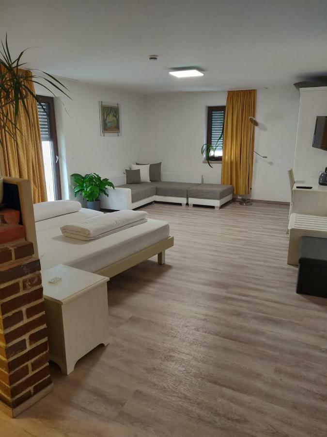 Amalfi Buttenwiesen ภายนอก รูปภาพ